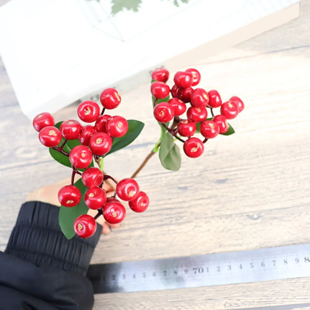 DIY Искусственные цветы фрукты красные ягоды связка Рождественская елка гирлянда