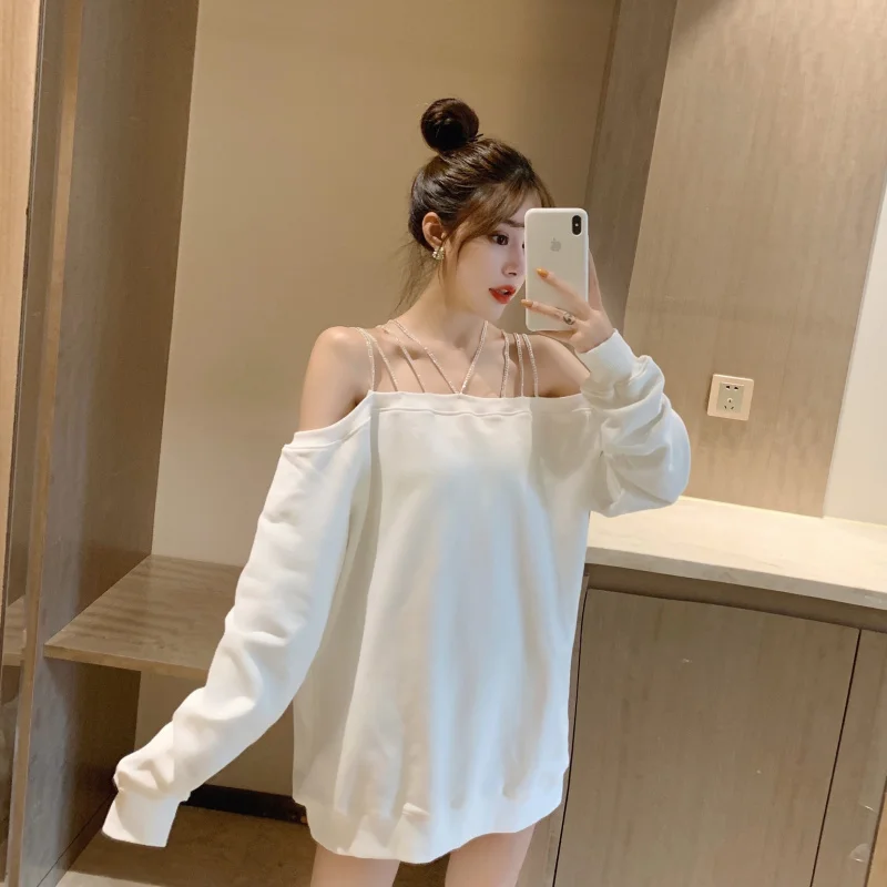 Autumn Women's Gothic Sexy Exposed Shoulder Bright Drill Shoulder Belt Black Pullover Streetwear Long Sleeve Loose Sweatshirt