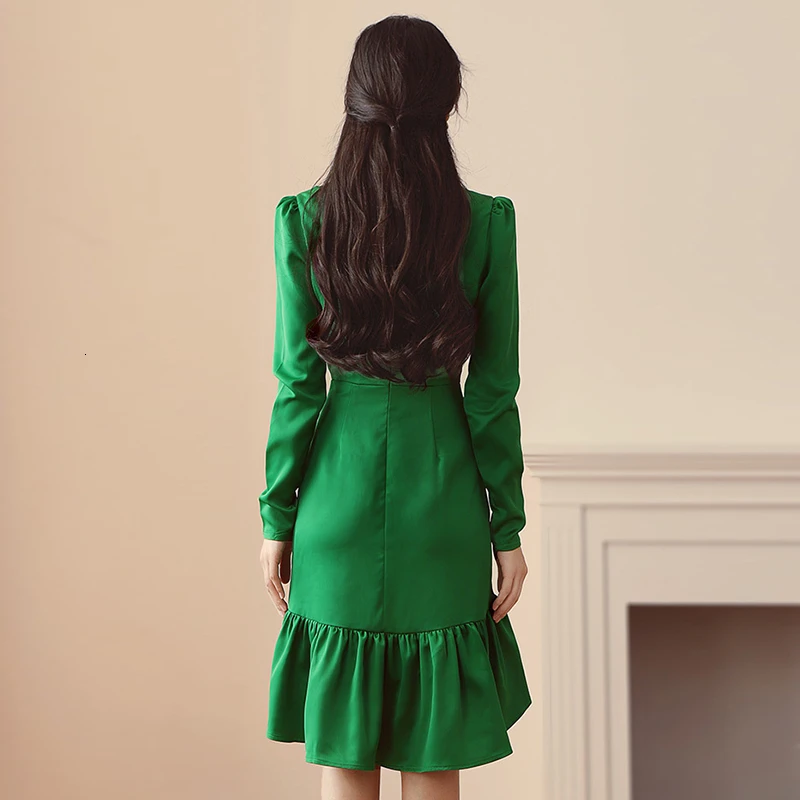 Cena TWOTWINSTYLE patchworkowa pomarszczona sukienki kobieta V Neck Puff z długim rękawem wysoka talia sukienka z nieregularnymi brzegami kobiety 2019 modna odzież