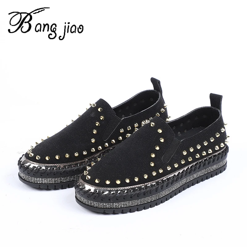 2020 Handmade Womens Flats Shoes Fashion Rivets Suede Woman Loafers Casual female Slip-on Women Platform Black |