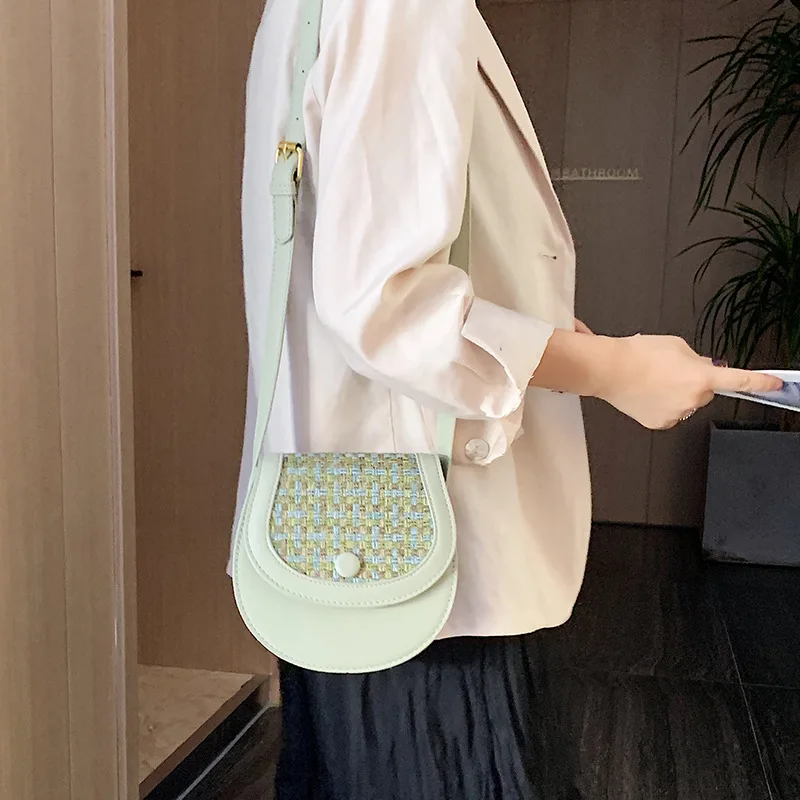 

2019 New Style Woolen Plaid Autumn Small round Bag round Button Shoulder WOMEN'S Bag