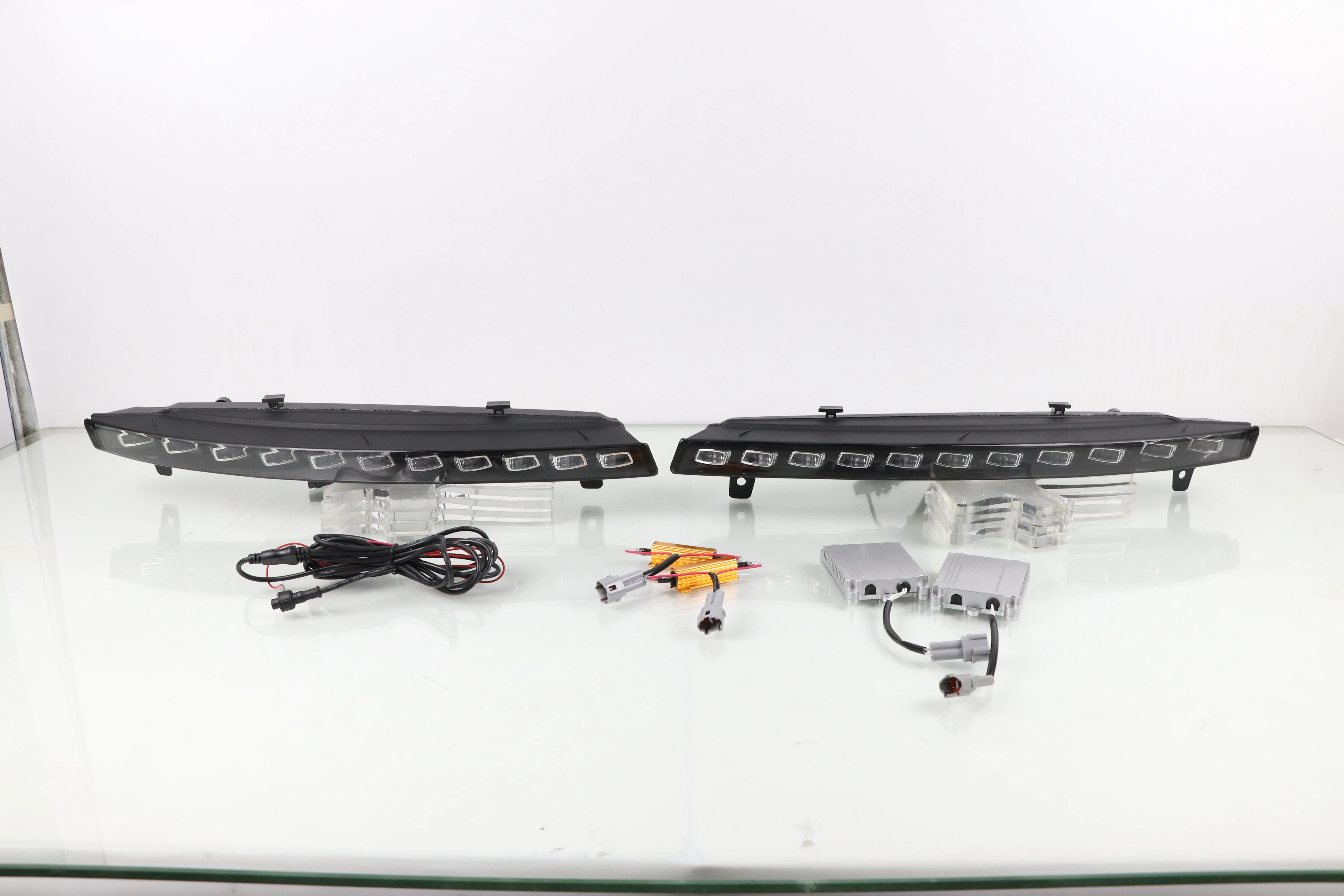 US $218.49 Dynamic LED DRL light for Audi Q7 20102015 Function as Dynamic Yellow Turn Signal light Car DRL LED Daytime Running Light