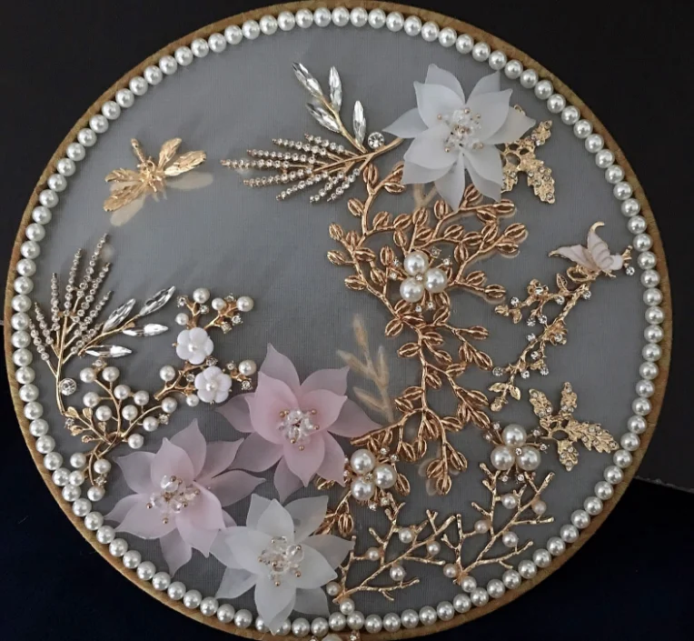 Vintage Chinese Jewelry Decorative Fans Classical Palace Fan Pearls Beaded Metal Bridal Round Hand Fan Wedding Accessories LF818