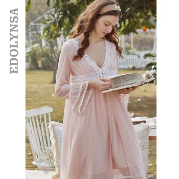 

Sexy Robe Set Two Pieces Spaghetti Strap Deep White Cotton Sleepwear Lace Bathrobe Set Luxury Nightgown Long Negligee T712