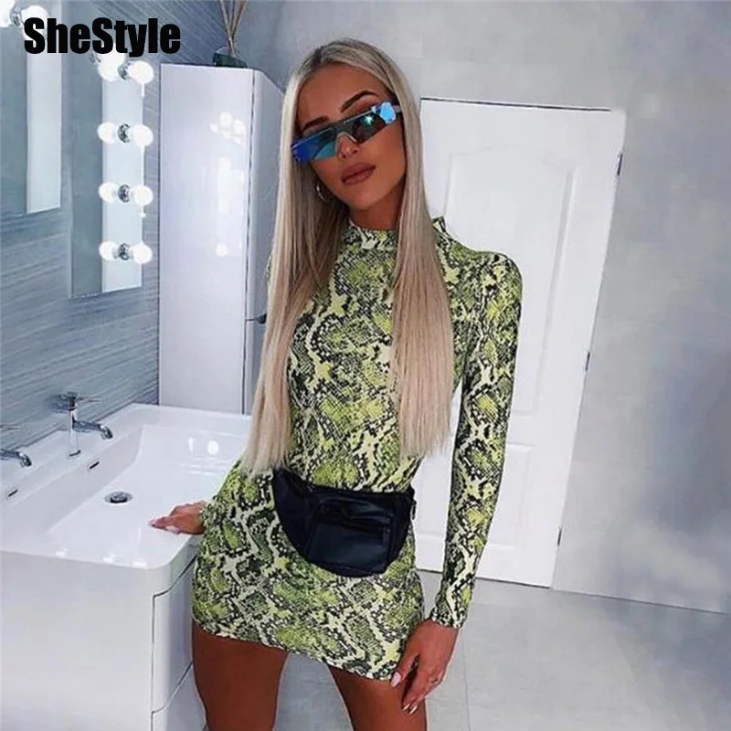 

Shestyle Snake Skin Print Green Dress Women Long Sleeve Turtleneck Sheath Bodycon Slim Sexy Midi Club Party Dresses Female 2019
