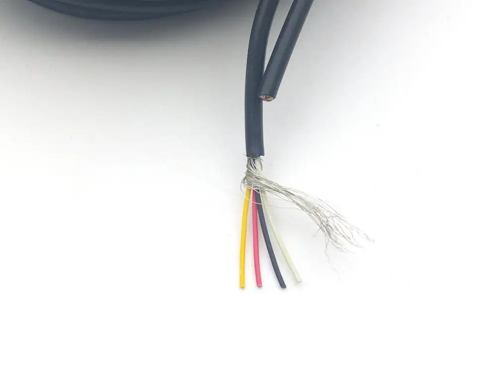 Черный кабель, 28AWG, 4 ядра, щит, ПВХ кабель 300V 80 градусов Цельсия Длина: 10 м