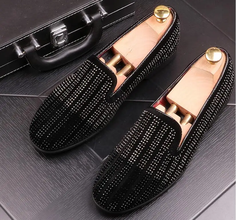 2020 NEW Brand Noble Black Red Rhinestone Men Dress Shoes Velvet