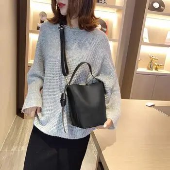 

Hot Sale Handbags Delicate Design Classic Delicate Casual Leather Women Shoulder Crossbody Bag Pure Color Travel Handbag