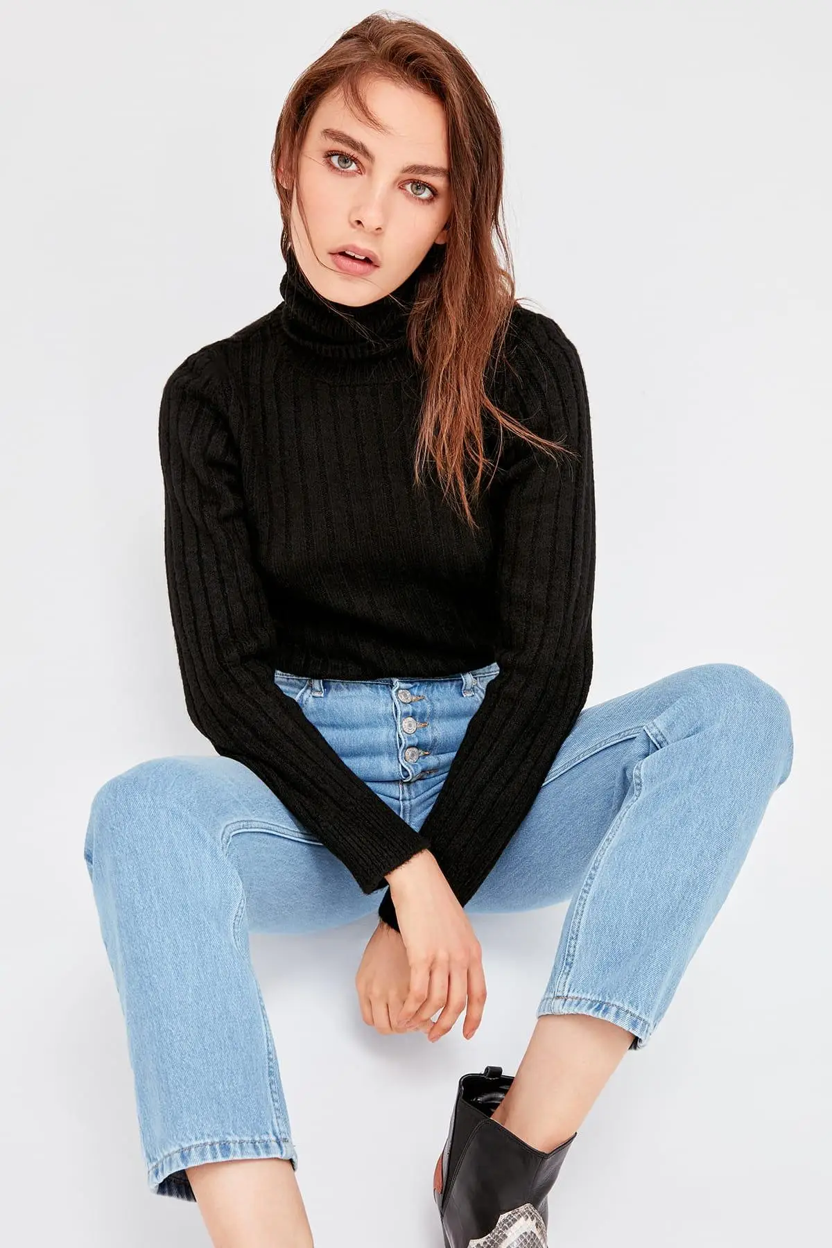 

Trendyol Black Turtleneck TWOAW20FV0133