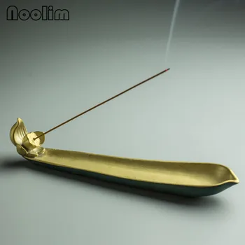 

Creative Ceramic Gold Green Lotus Leaf Incense Burner Zen Incense Stick Holder Censer Aromatherapy Fragrance Home Office Decor