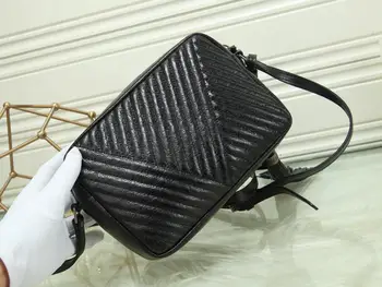 

2020 the new style fashion and dress genuien cow leather one shoulder bag crossbody bag 23cm zipper bag