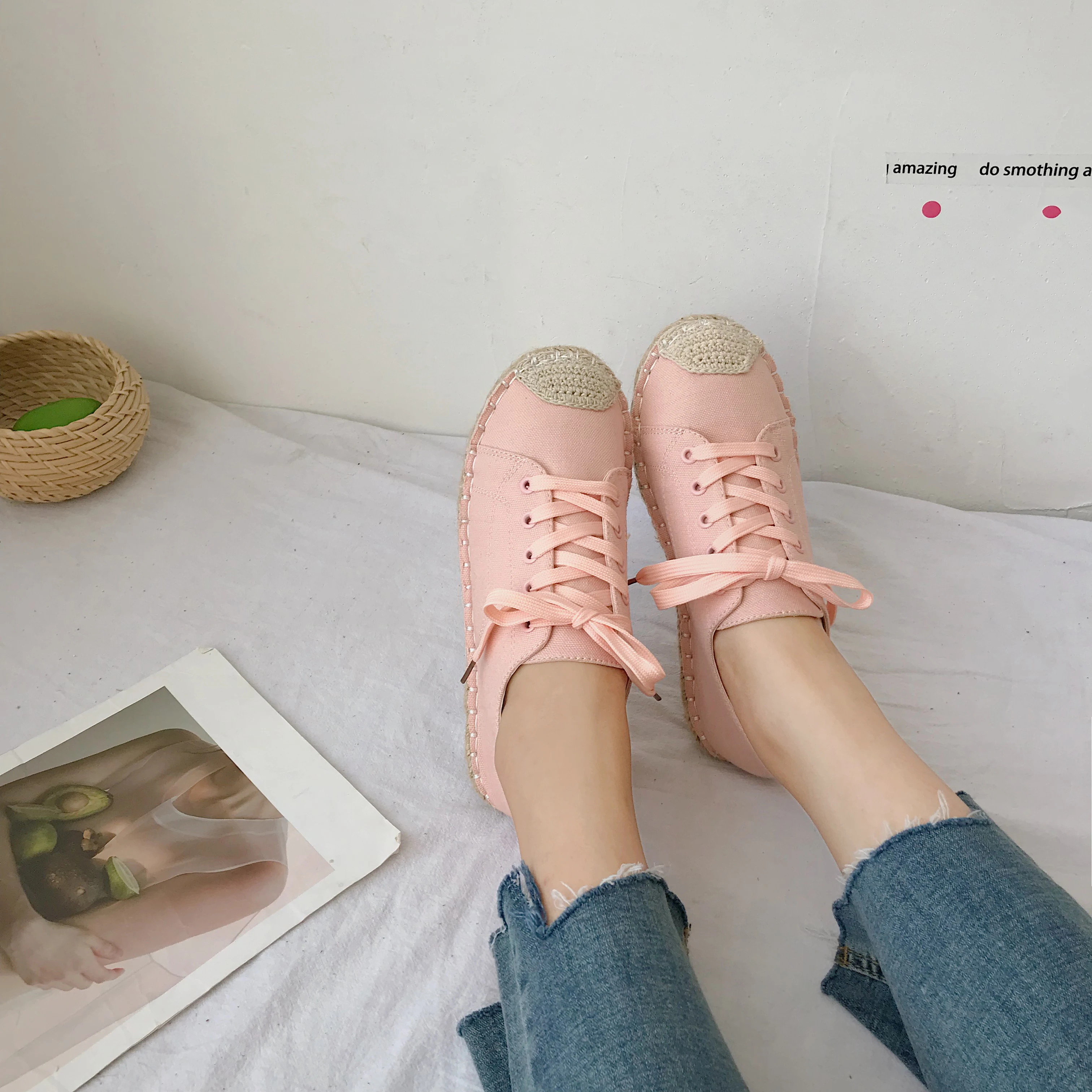 

2019 New Fashion Women Cloth Shoes Solid Sneakers Ladies Lace-up Casual Shoes Breathable Round Toe Shoes Women Low Heels Flats