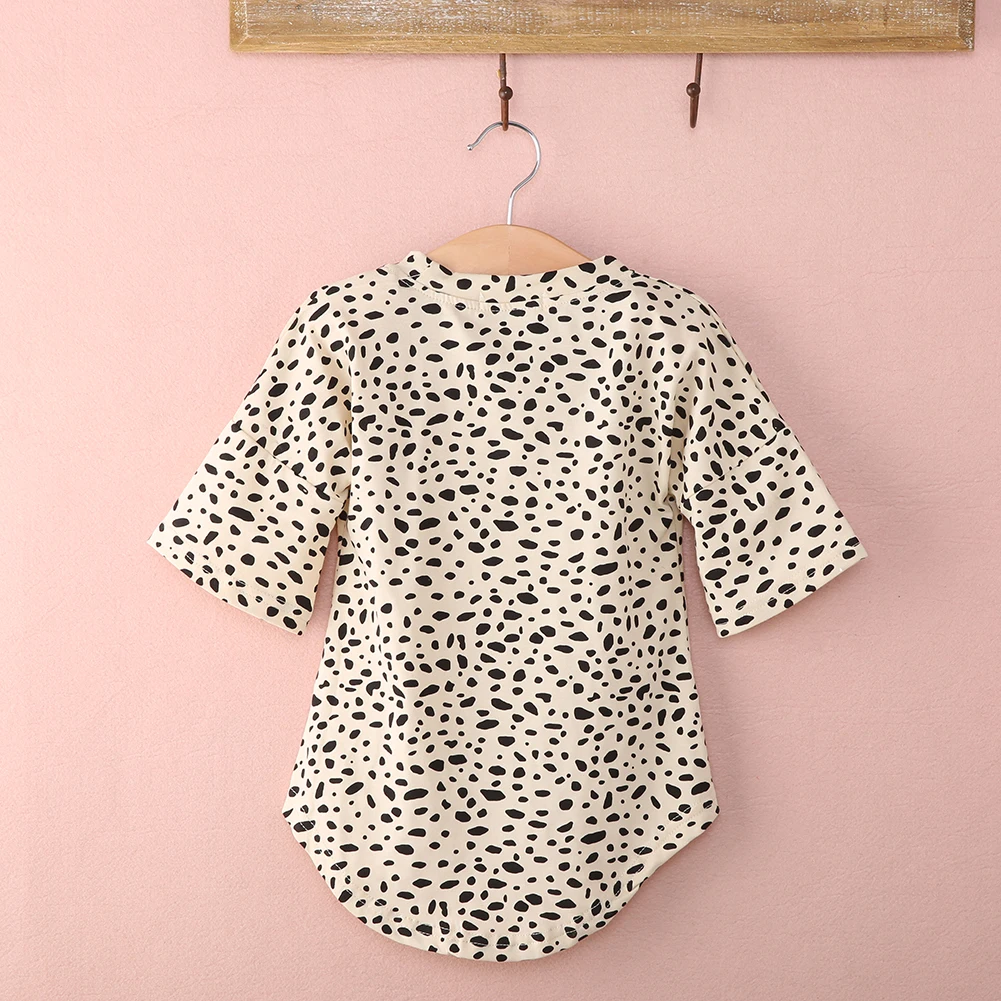 Милая футболка с короткими рукавами и леопардовым принтом; топ для девочек