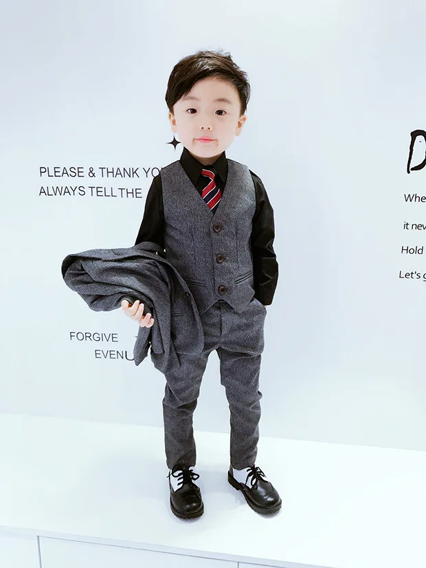 Boys Formal Wedding Suit Campus Student Dress Gentleman Jacket Vest Pants Bowtie 4Pcs ceremony Costumes