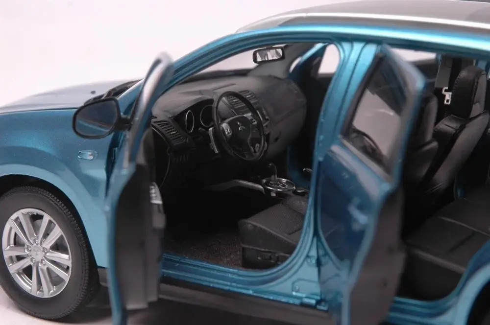 1:18 литья под давлением модель для Mitsubishi Pajero ASX синий внедорожник сплав игрушечный автомобиль миниатюрная коллекция подарки Gran