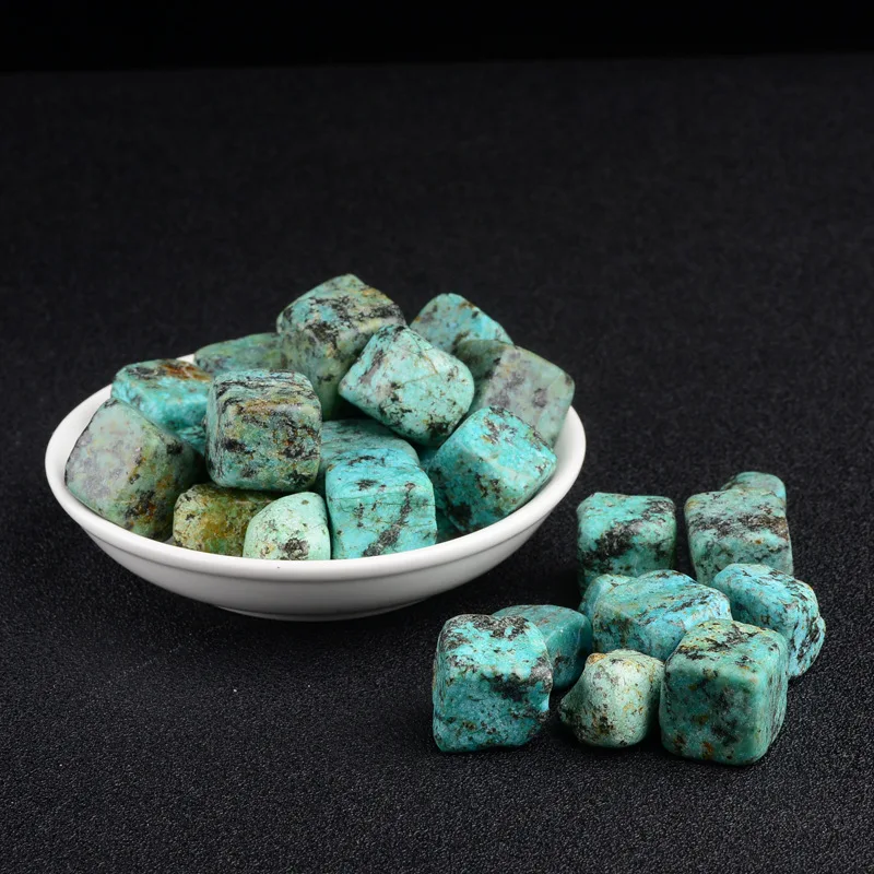 Reiki 25mm- 1" Gemstone Turquoise Howlite Pyramid and Feng Shui Decor 