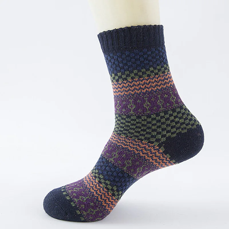 Winter warm men's wool socks hand-woven stitching small lattice Harajuku retro style fashion men's socks - Цвет: Light Beige