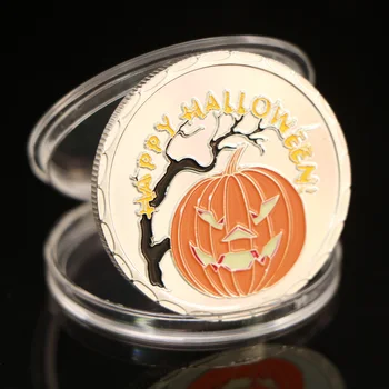 

Halloween Color the Pumpkin Commemorative Coin Magic Scarecrow Coins Collectibles Christmas Decorations New Year's Eve Gifts