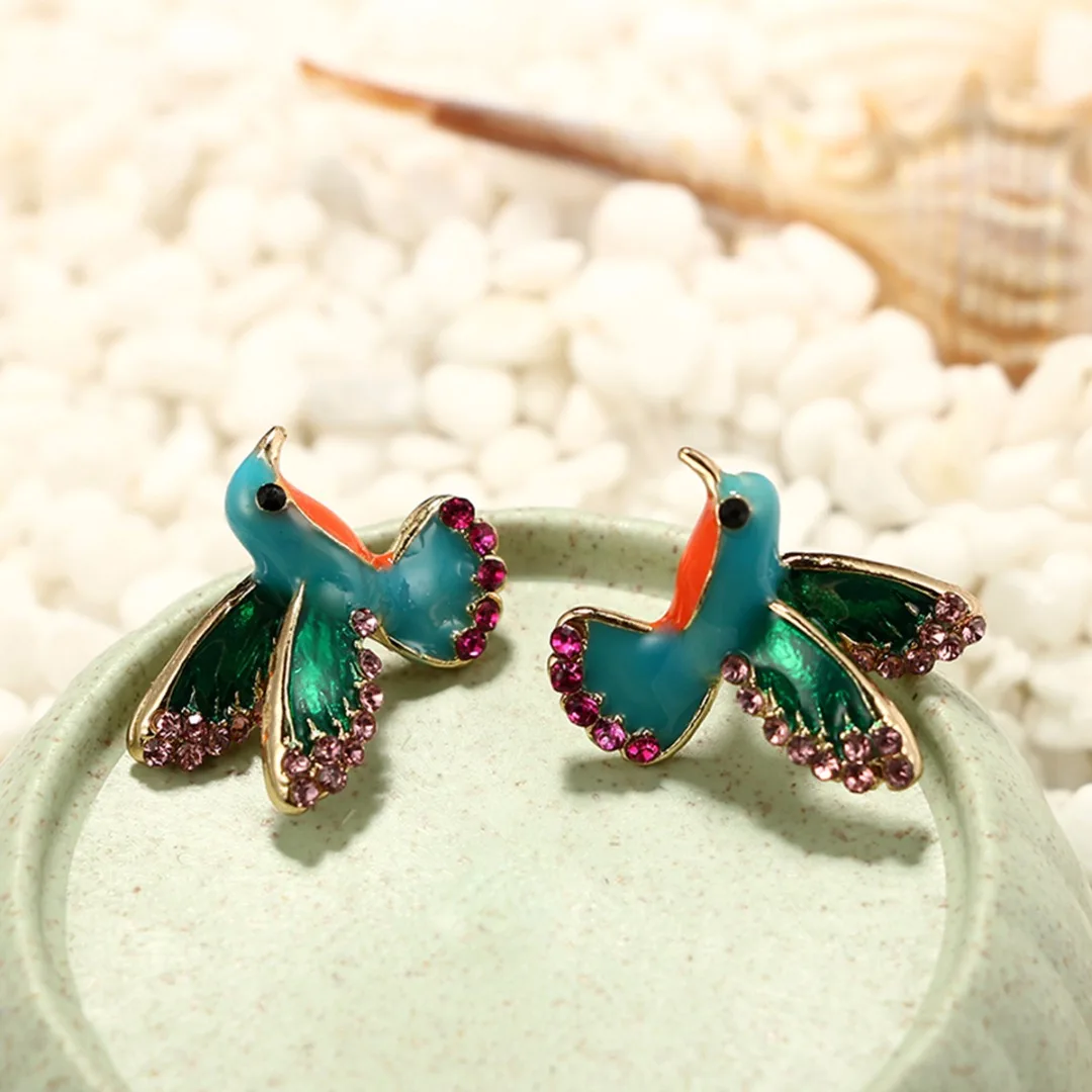 1 Pair Cute Animal Flying Bird Hummingbird Ear Stud Earrings for Women