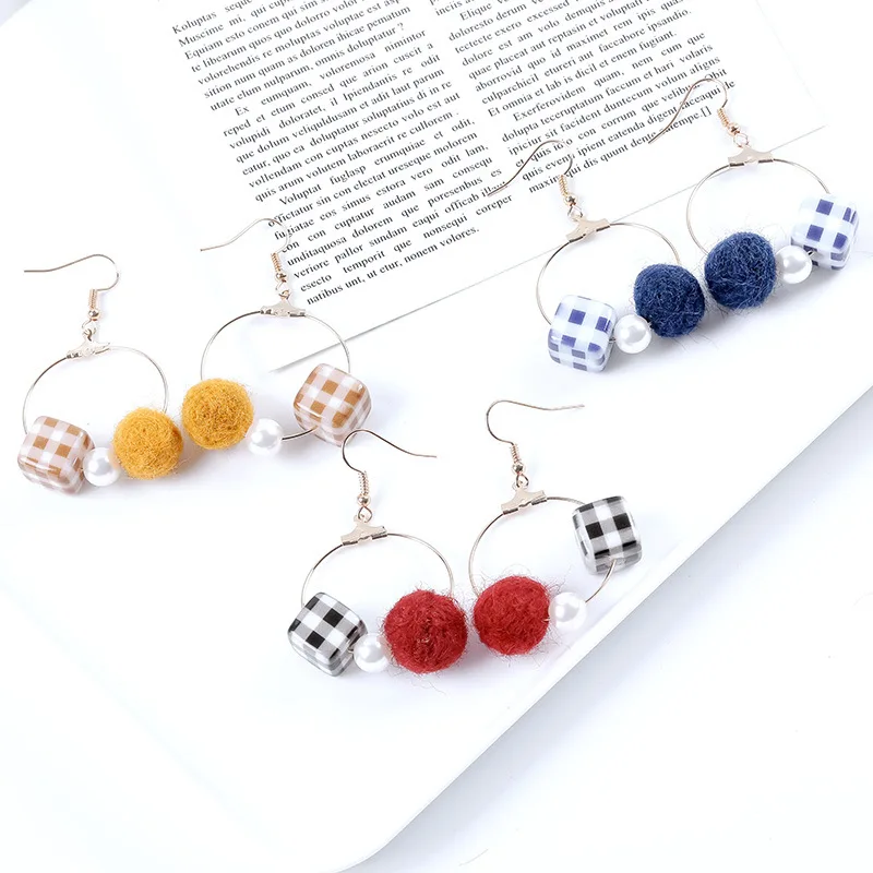 

Origional Design S925 Japanese Korean Polka Dot Square Pearl Furry Ball Earrings INS Simple Elegant Versatile Earrings Ear Stud