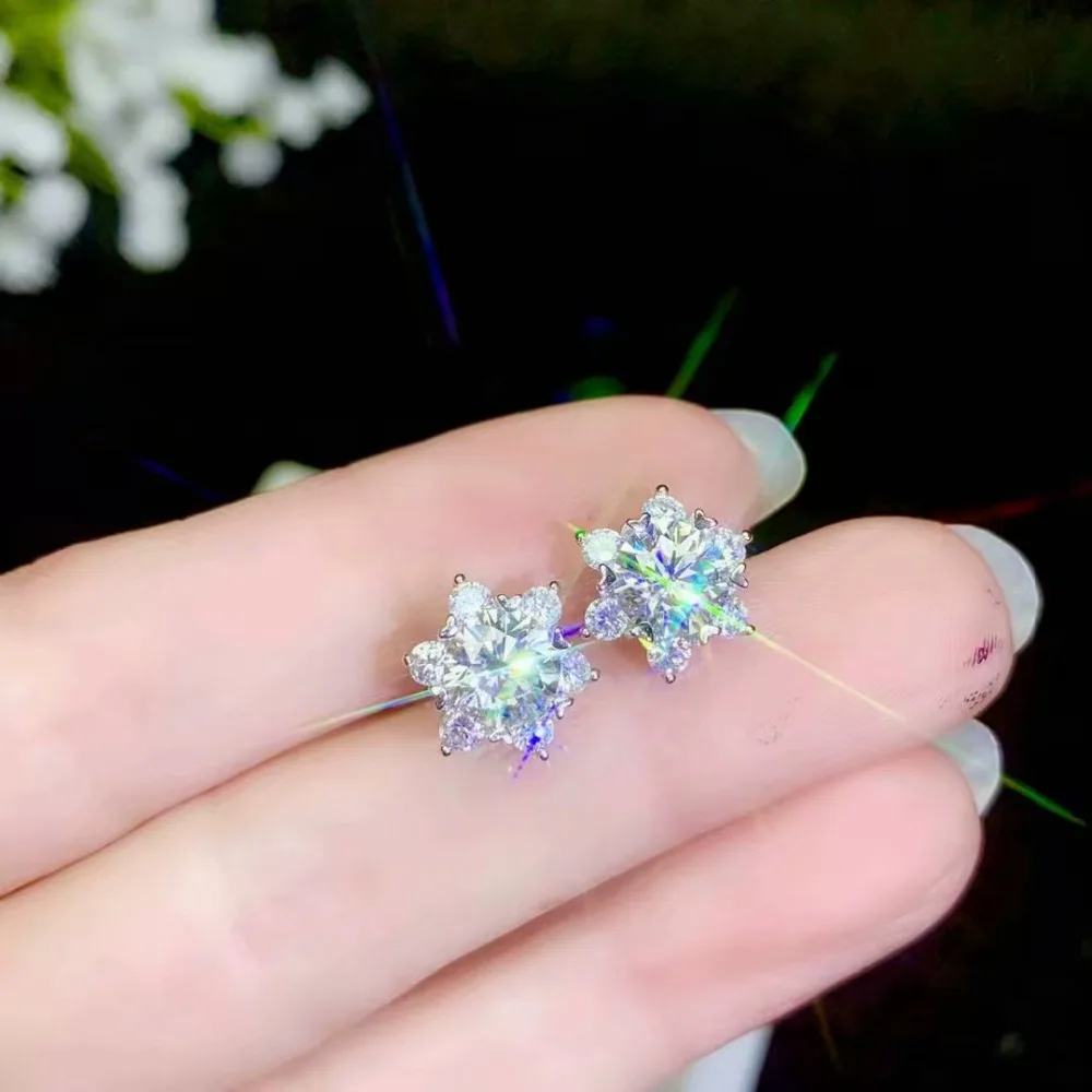 Moissanite 925 серебро, Цветочный стиль,, цвет драгоценных камней супер хороший, D. VVS1, чистый. Фокус на вечерние. Алмазный металличе