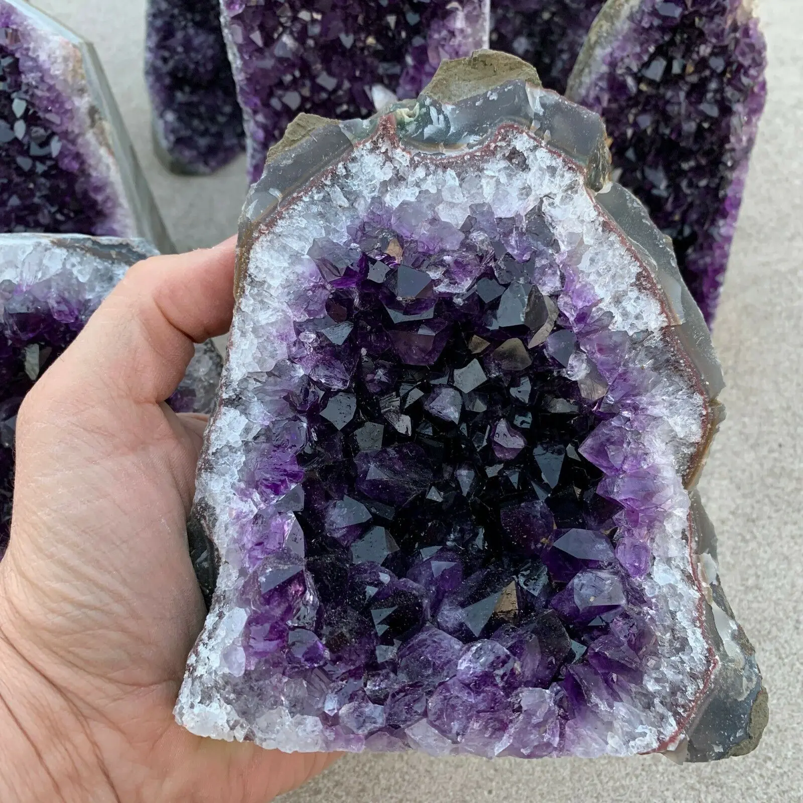 Tog Quality Hote Uruguary Dark Purple Amethyst Cluster Natural Amethyst Geode Chakra Crystal Decoration 4