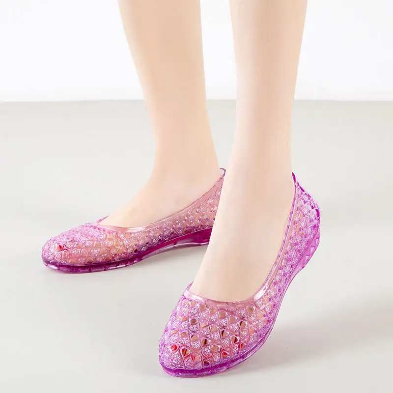 Women Sandals Soft Sole Slippers Comfortable Sandals New sandals slippers crystal sandals female bird's nest Baotou breathable soft bottom home mother V213