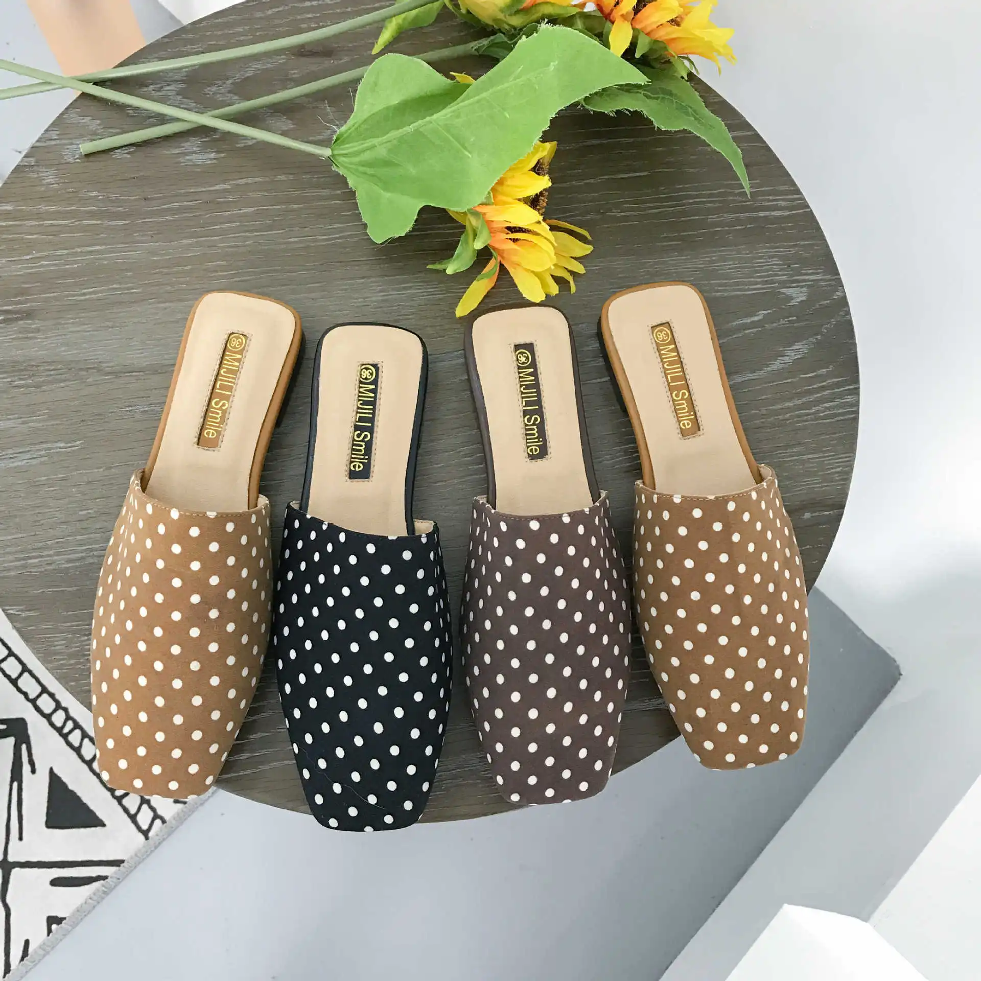 

Shoes Women Ladies' Slippers Luxury Slides Heeled Mules Square Toe Soft Designer Flat 2019 Cover Basic Rubber Rome