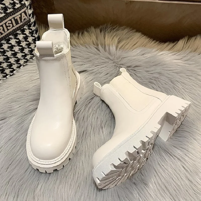 2021 Women's Boots Fashion Platform Women's Ankles Women's Soles Chelsea Ankle Boots Round Toes Slide on Women's Boots