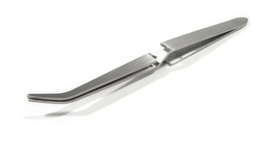 manicure tweezers