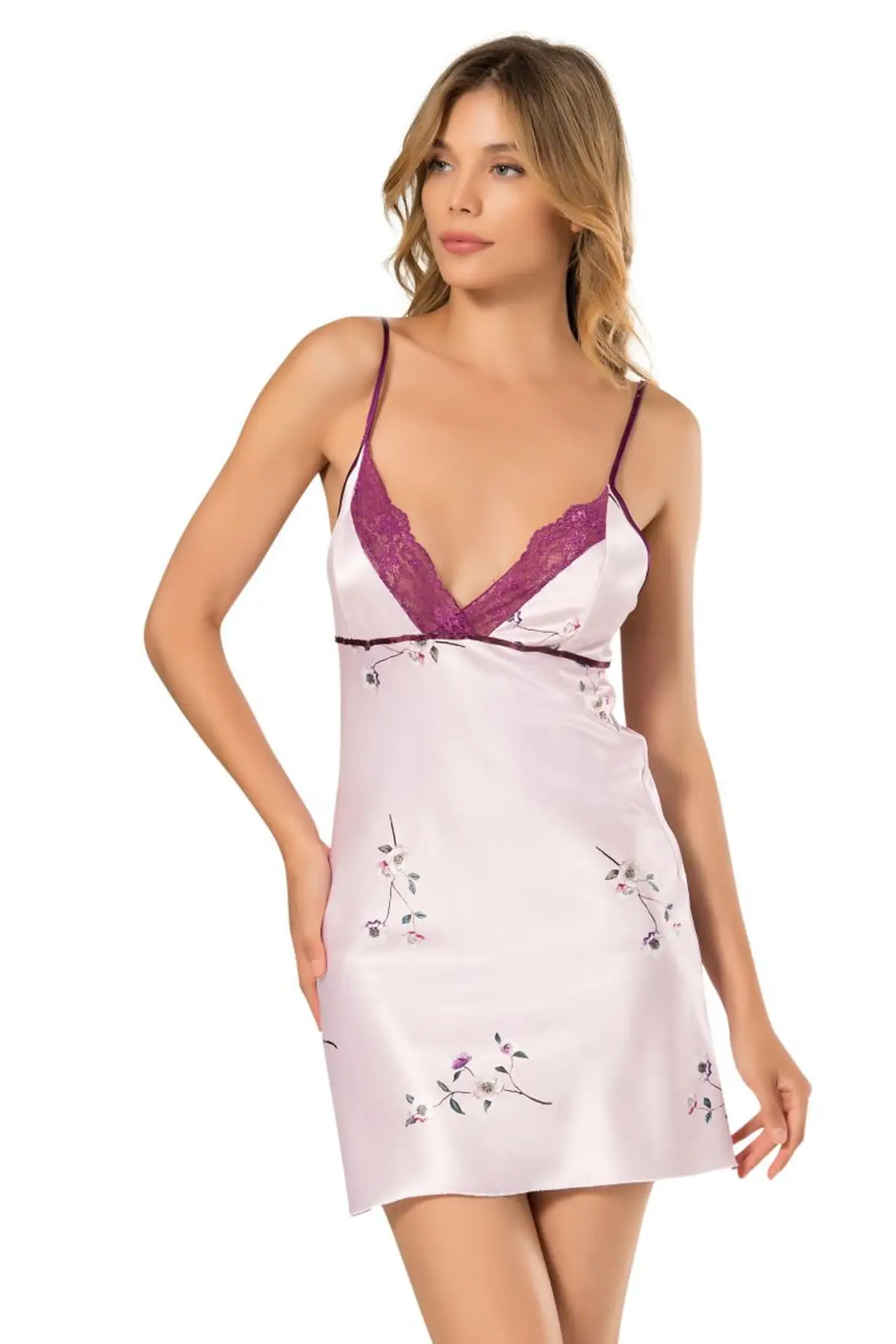 

NUNELL 2021 new collection Women Patterned Satin Nightgown