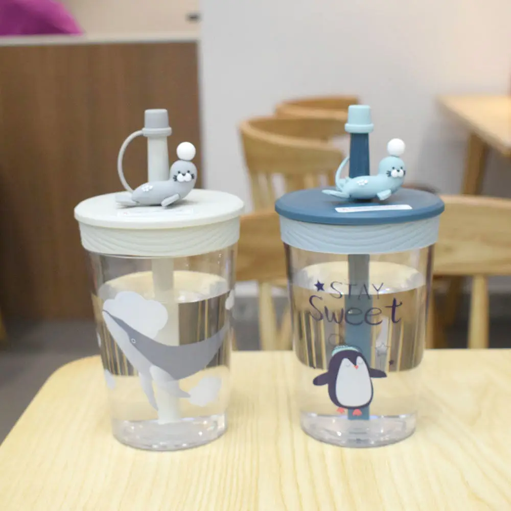 

450ml Plastic Water Bottle with Straw Cartoons Penguin Dolphin Straw Cup Portable Drinking Bottle Creative Cup