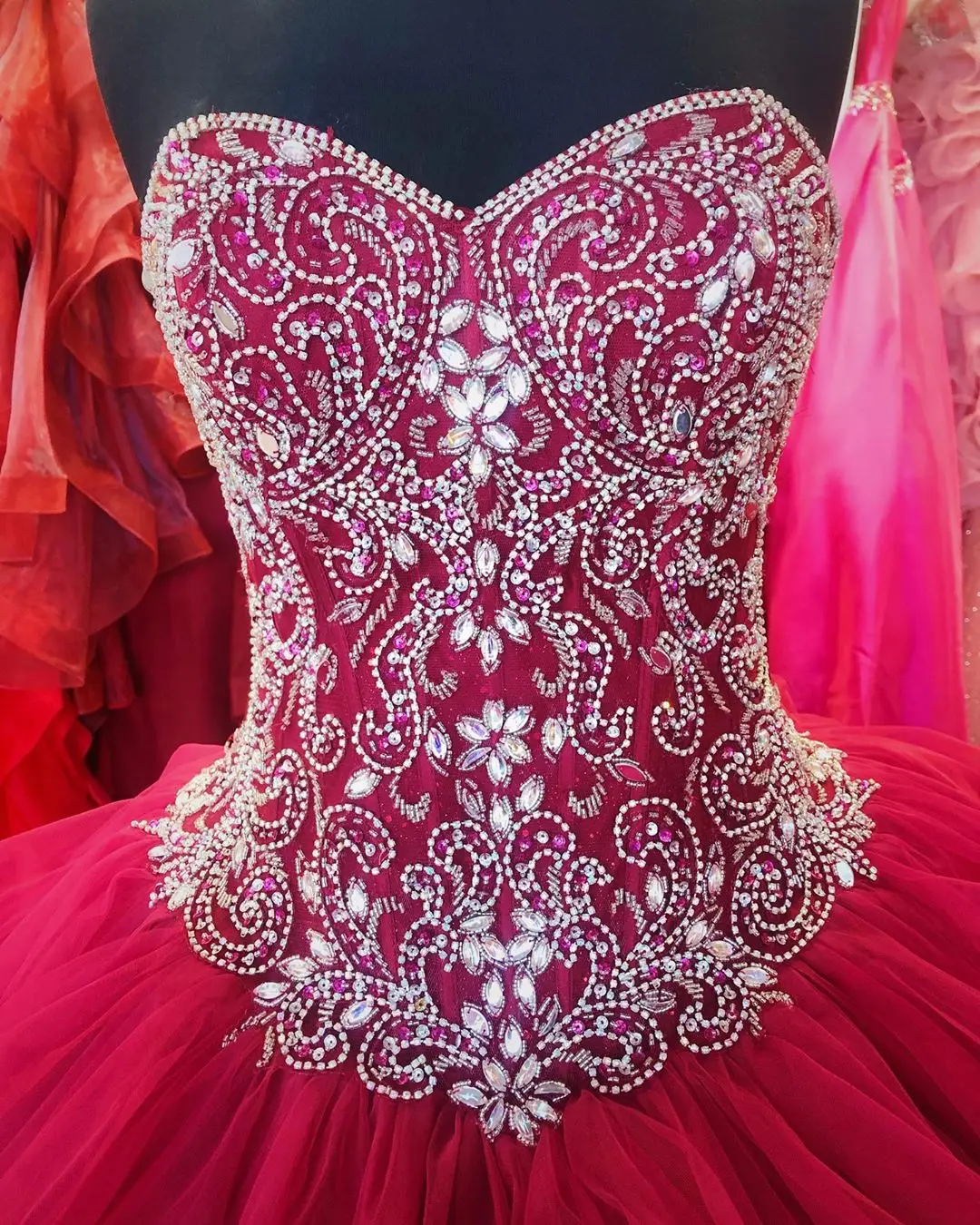 Платье с оборками бордового цвета, vestidos de 15,, бальное платье, Пышное Бальное платье с бисером, бальное платье на бретелях, милое 15 платье, длинное платье на выпускной, кружевные платья
