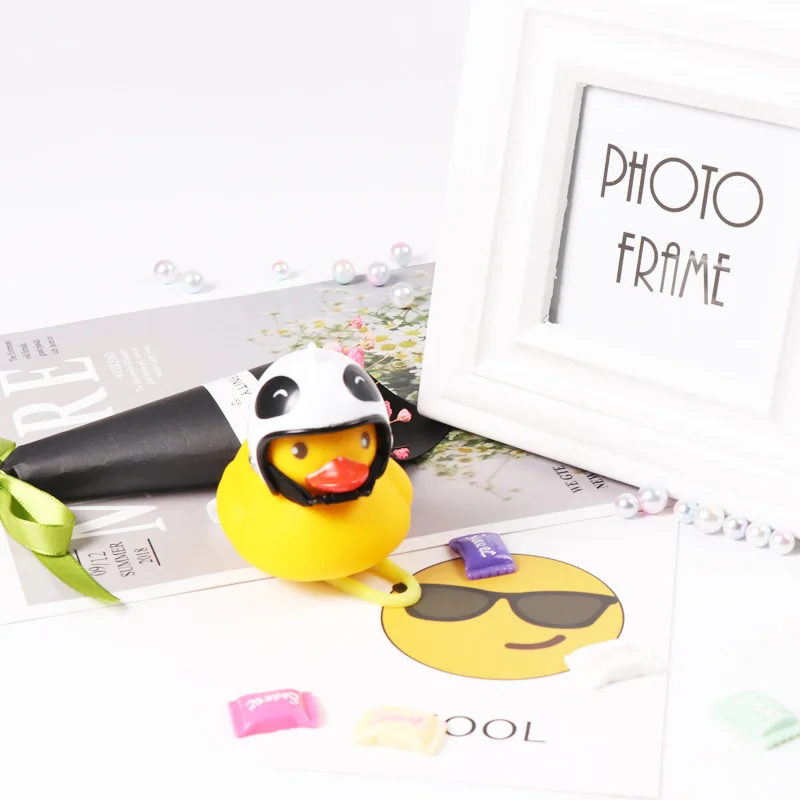 

Broken Wind Bicycle Horn Lamp Small Yellow Duck Helmet Bamboo Raft Helmet Glow Will Call Riding Home Decoration