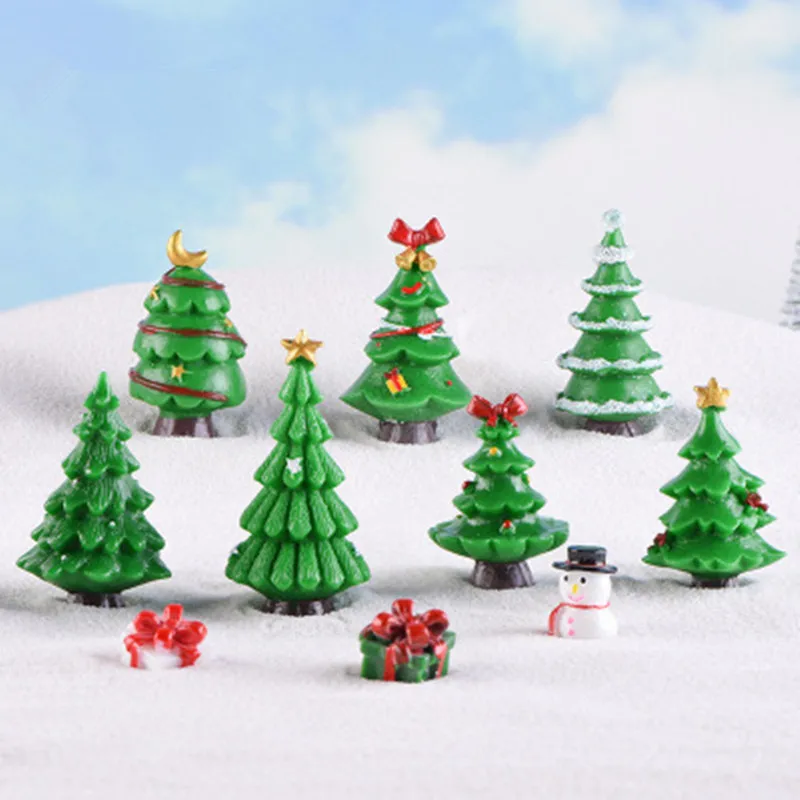 

1Pc Christmas Tree Miniature Figurine Mini Christmas Decoration Santa Claus DIY Fairy Home Ornaments Resin Crafts