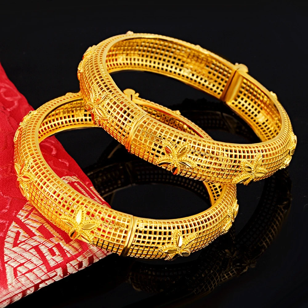 

1 Pieces Hollow Flower Fashion Bangle Yellow Gold Filled Classic Womens Bracelet Wedding Party Luxury Jewelry Gift Dia 62mm