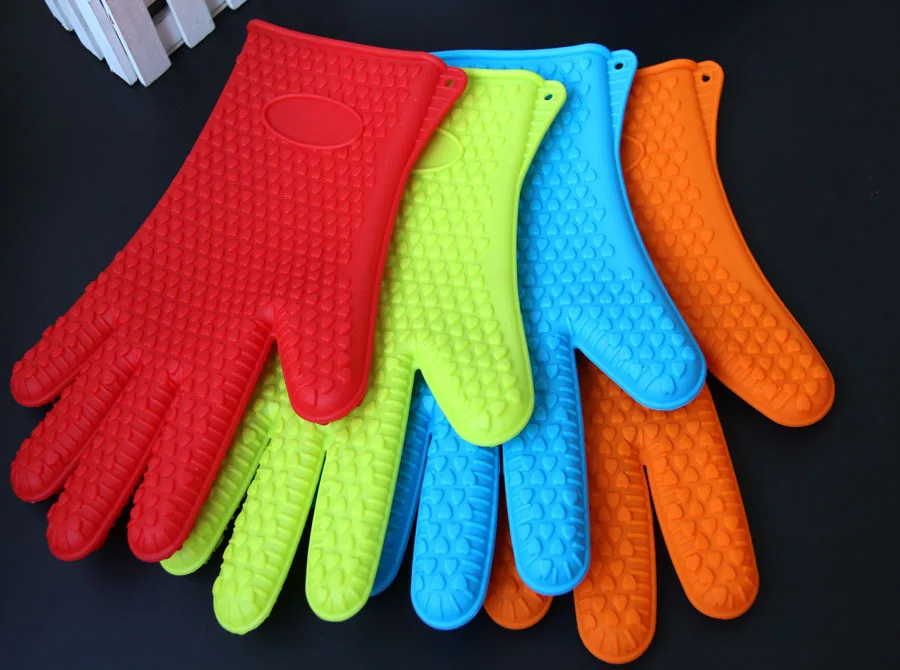 gloves (1)