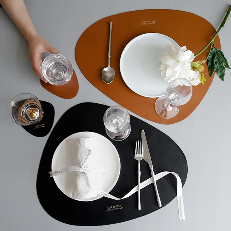 

2PCS Creative Leather Placemat Dinner Table Mat Gold Plated Letter Waterproof Heat Insulation Pad Soft Washable Coaster Cup Mat