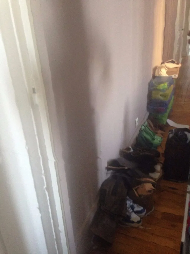 2372145289_1088068313