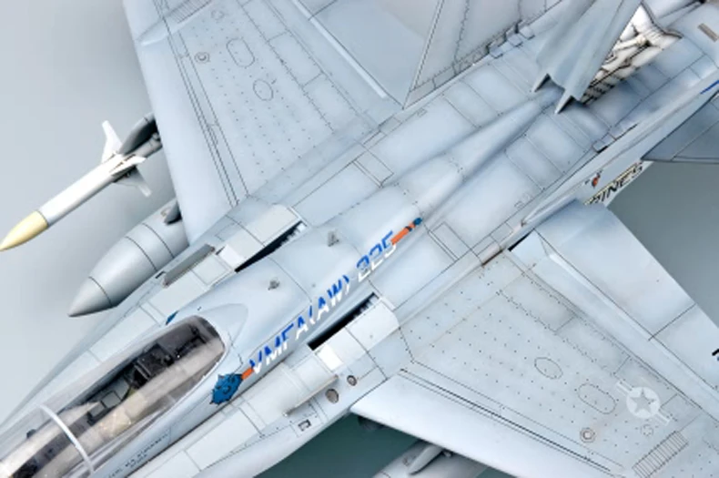 F/A-18D "Hornet" светильник Штурмовик Военная Модель Коллекция сборки модель 1:48 масштаб