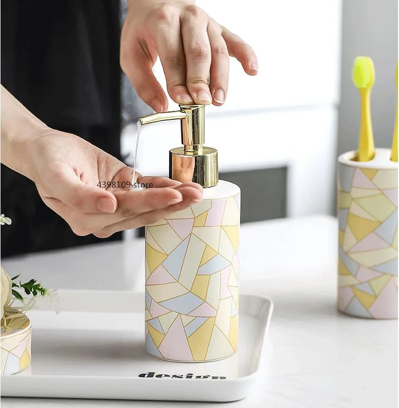 Скандинавские геометрические керамические ванны продукты/аксессуары для ванной набор мыла Диспенсер держатель для зубной щетки набор туалетных принадлежностей
