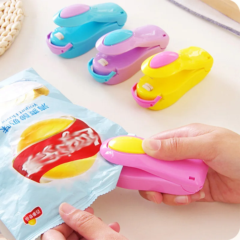 Mini Electric Heating Press Flat Irion Portable Easy Operation Handy Capper Clip Sealer Machine For Food Storage
