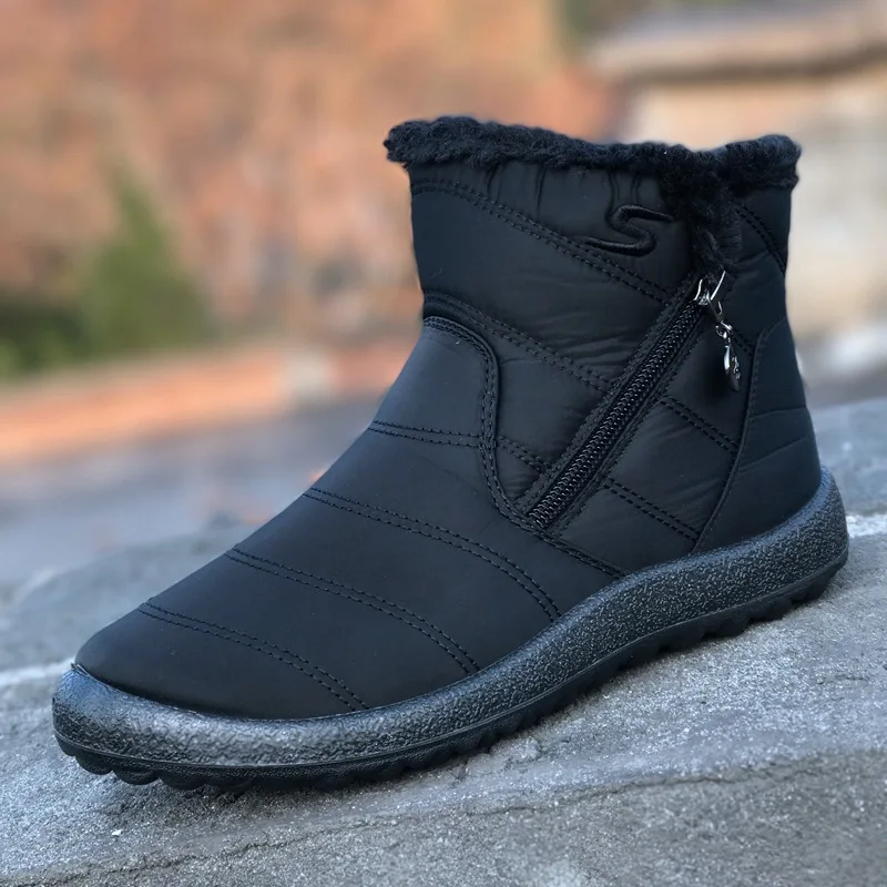 

New snow boots in autumn and winter 2019 women's medium thick plush waterproof boots side zipper boots