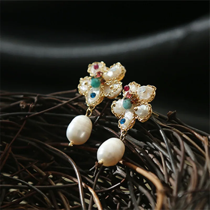 

Bebeoso vintage design shaped freshwater pearl flower earrings exquisite fashion handmade Cute stud earrings for women jewelry
