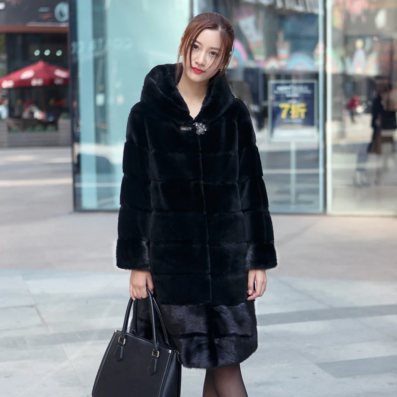 

2019 new autumn and winter rabbit fur coat women's plus water jacket