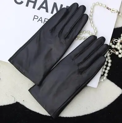 black Женские короткие перчатки из натуральной кожи, женские теплые перчатки из натуральной овчины размера плюс, модные тонкие перчатки для вождения R2463 - Цвет: black