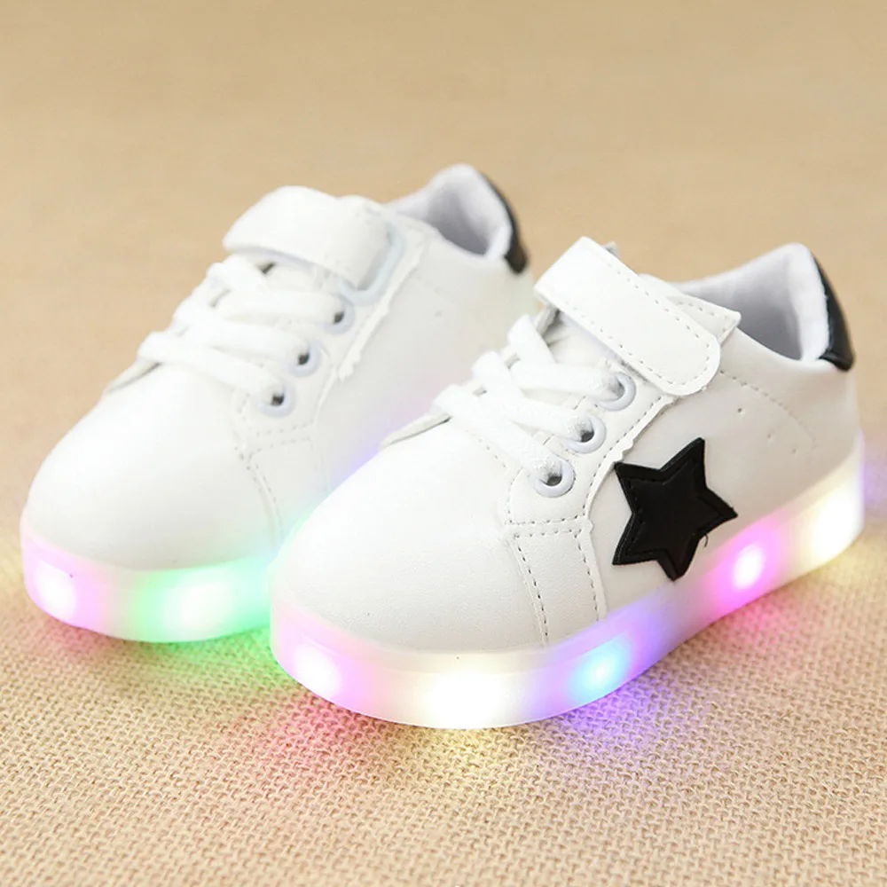 Детская обувь; Светодиодный светильник; кроссовки для маленьких девочек; кожаные кроссовки для мальчиков с противоскользящей функцией; модный простой дизайн