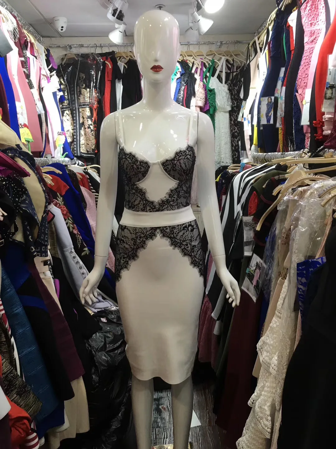 Women Sexy Fashion Lace White Bandage Dress Elegant Celebrity Chic Evening Elegant Party Dress Vestido