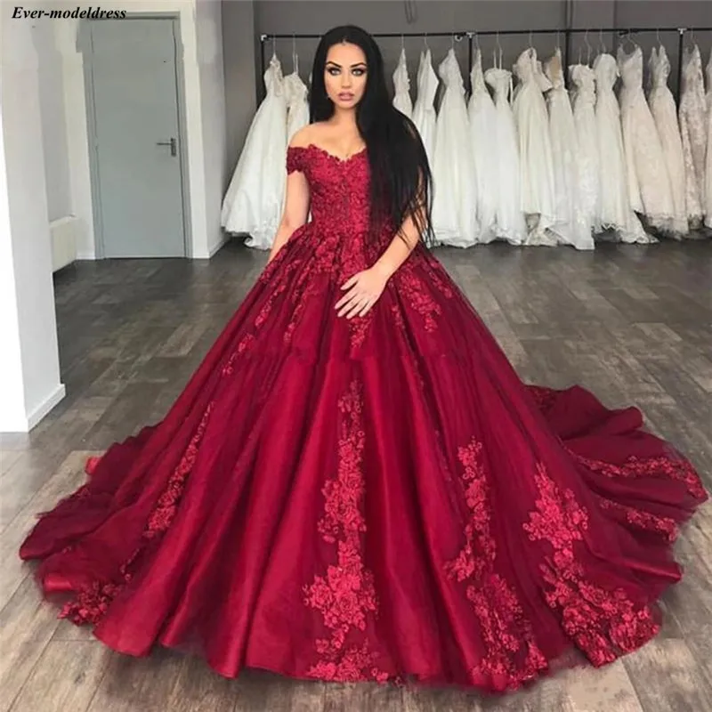 Бордовые платья Quinceanera бальное платье Кружева Аппликация с открытыми плечами с корсетом на спине роскошные сладкий 16 платья День рождения платья