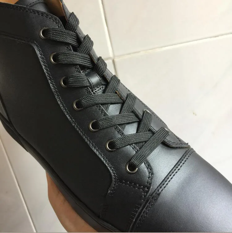 

Top High-top Leisure Shoe Lace-up Full Black Matte Leather Rivet Fashion Red Bottom For Man Shoes Sneakers Casual Flat 2019